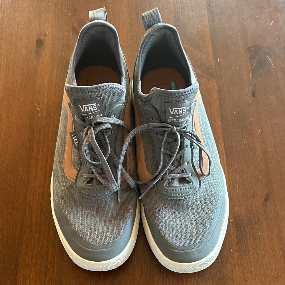 Vans Men's Gray and Tan Sneakers